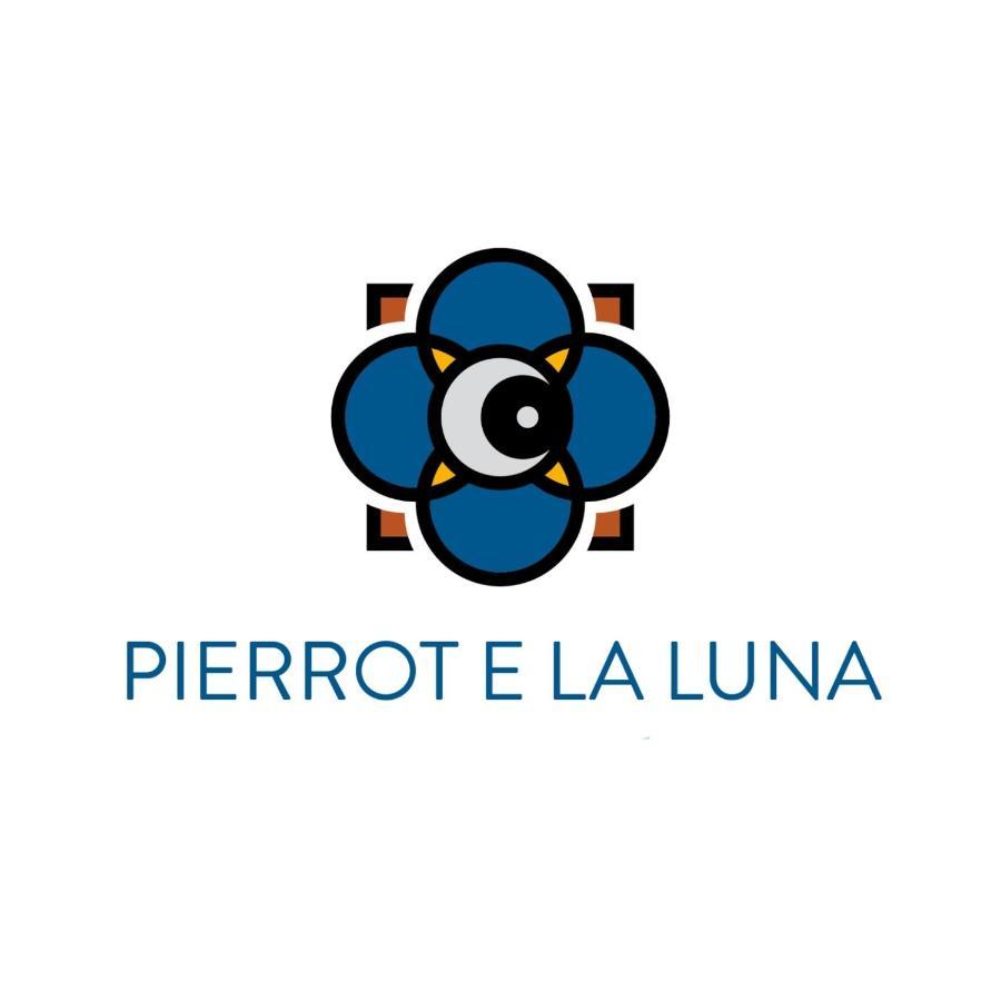Pierrot E La Luna House Salerno Centro Exterior foto